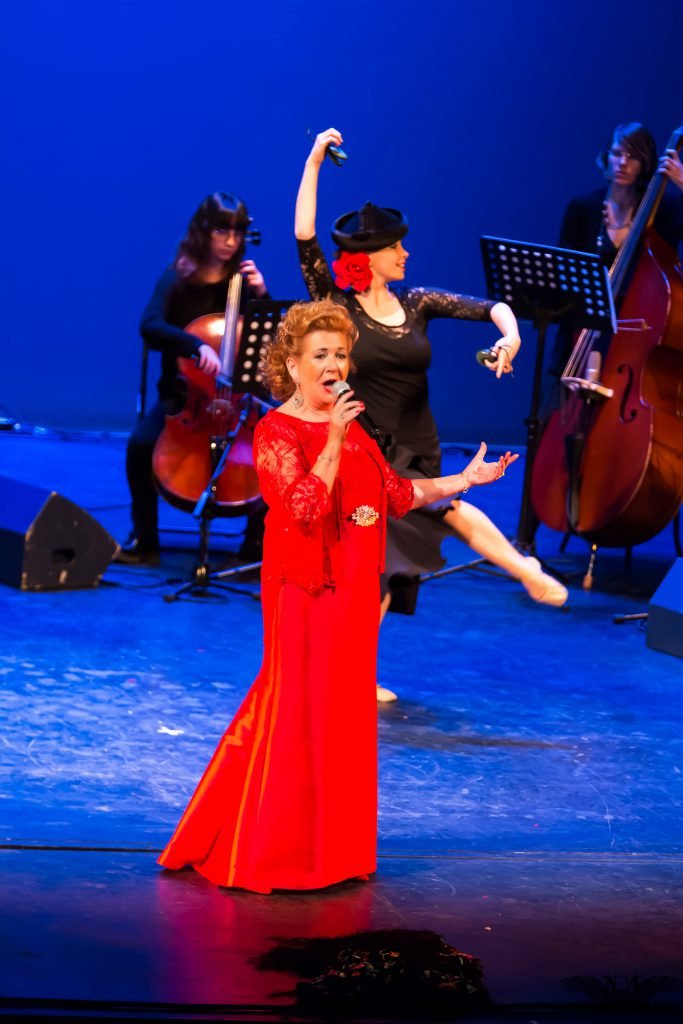 PEPI DIAZ Y ALBA RIVAS ...