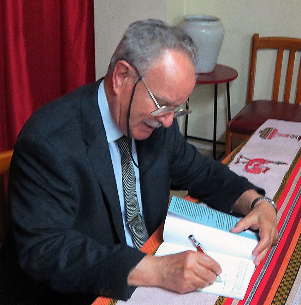 2018-05-28 Presentacion de Poemario de Antonio Prima 072