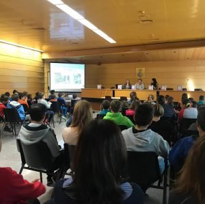 54798312_10218380571095128_4085031210126934016_n