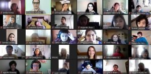 foto charla con estudiantes de Chile
